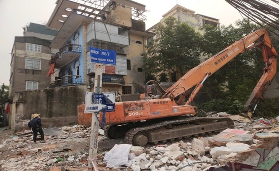 Site clearance for Tu Lien bridge (Hanoi). Photo: Minh Hanh