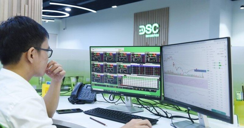 Nhà đầu tư nước ngoài tiếp tục bán ròng trong tháng 5