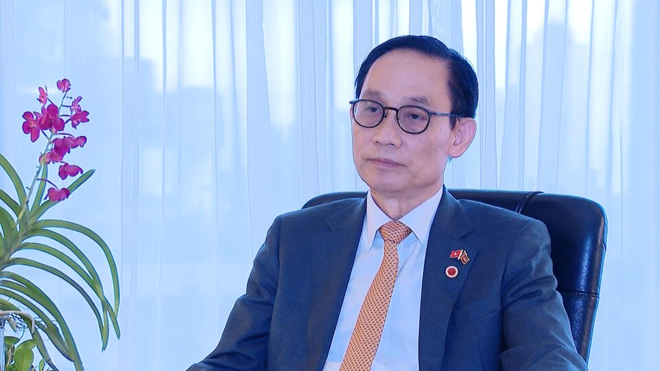 Politburo Member, Minister of Foreign Affairs Le Hoai Trung answered an interview about the State visit to India and Sri Lanka by General Secretary and President To Lam, affirming that more than 50 documents reached in India and 11 documents in Sri Lanka have shown the very high efforts of Vietnam and the two countries. Photo: Ministry of Foreign Affairs