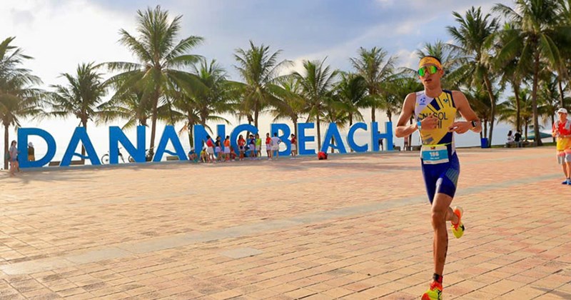 Vận động viên quốc tế chinh phục đường đua SUNRISE SPRINT tại Đà Nẵng