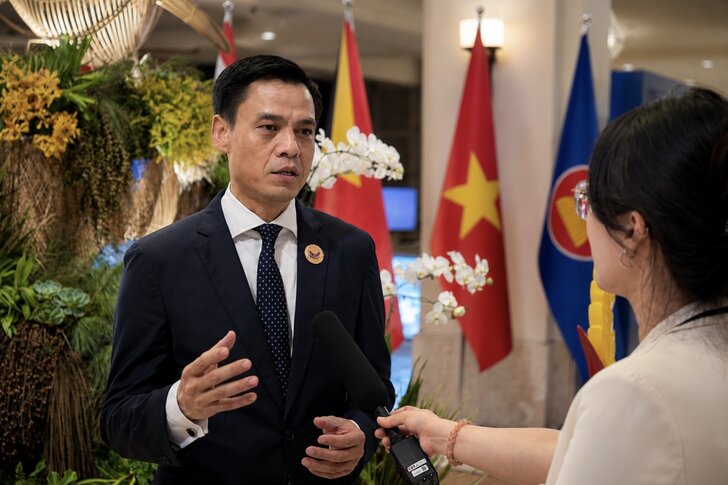 According to Deputy Minister of Foreign Affairs Dang Hoang Giang, Vietnam's proposals prioritize ensuring a peaceful and stable environment to promote and create favorable conditions for ASEAN to continue to develop sustainably, so that ASEAN people have a warm and happy life. Photo: Ministry of Foreign Affairs