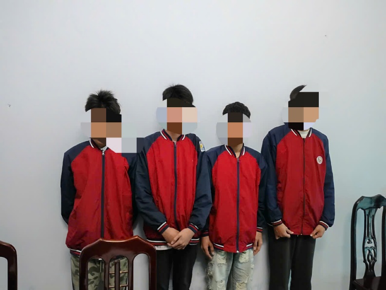 Proposal to prosecute 4 defendants under 18 years old for electric vehicle robbery after an appointment on Facebook. Photo: Hung Yen Provincial Police