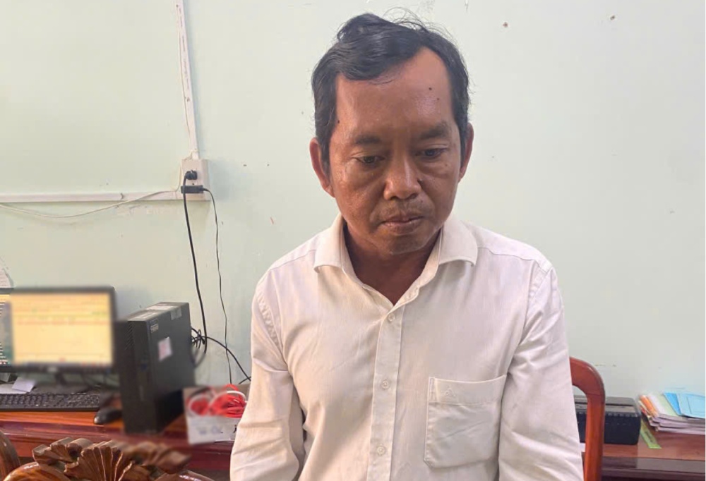 Sêng Sôryê dùng dao chém người gây thương tích. Ảnh: Công an cung cấp