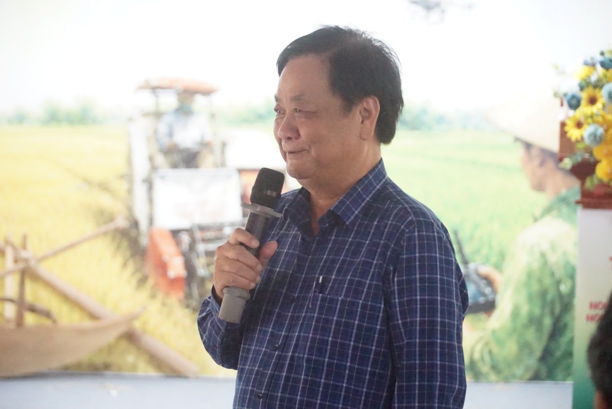 Ông Lê Minh Hoan, nguyên Phó Chủ tịch Quốc hội chia sẻ về một nông thôn đáng sống. Ảnh: Nhật Hồ.