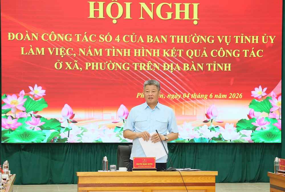 Chủ tịch UBND tỉnh Nguyễn Mạnh Quyền phát biểu chỉ đạo tại buổi làm việc. Ảnh: Tất Đạt