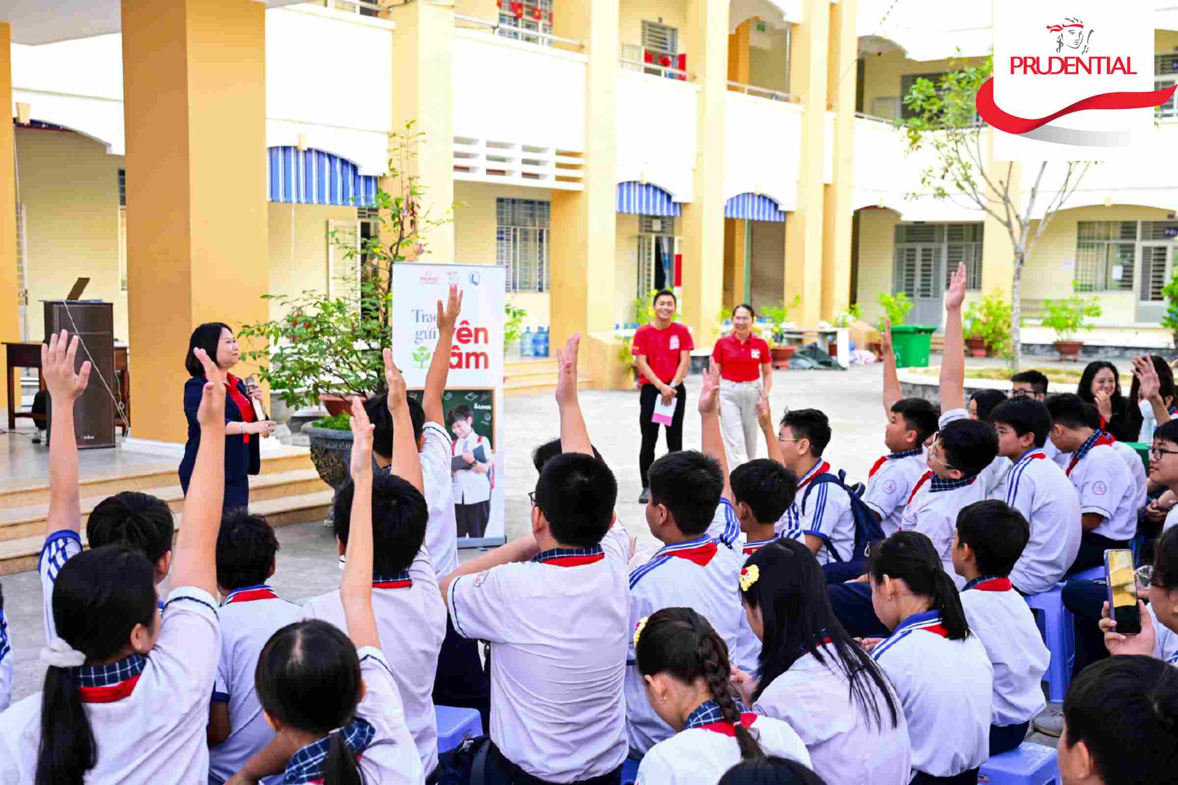 Hơn 26 năm tại Việt Nam, Prudential Việt Nam không chỉ bảo vệ tài chính cho hàng triệu gia đình mà còn bền bỉ đầu tư cho cộng đồng, với hơn 28 tỷ đồng đóng góp trong giai đoạn 2024–2025.