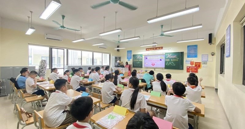 Bộ GD&ĐT cho phép dạy thêm trong trường, tối đa 45 học sinh/lớp
