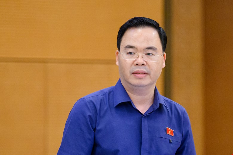 TS Trần Văn Khải - Phó Chủ nhiệm Ủy ban Khoa học, Công nghệ và Môi trường của Quốc hội, đại biểu Quốc hội tỉnh Ninh Bình. Ảnh: Phạm Đông