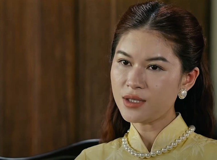 Ngọc Thanh Tâm trong phim giờ vàng “Tận Hiến“. Ảnh: Cắt từ video.