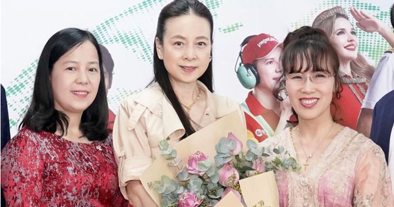 Bà Madam Pang và TS. Nguyễn Thị Phương Thảo chung tay phát triển thể thao, văn hóa