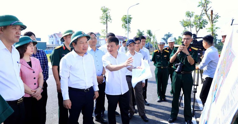 Hà Nội: Chủ tịch đôn đốc 2 dự án đô thị, phân bổ 50% tái định cư