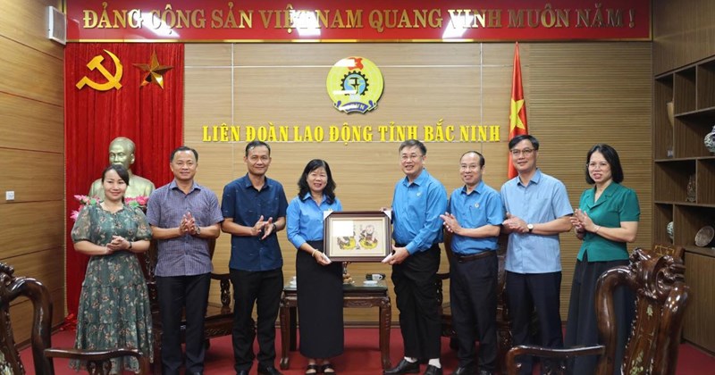 Đồng Tháp và Bắc Ninh chia sẻ kinh nghiệm hoạt động công đoàn