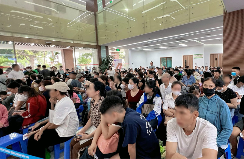 Hundreds of families with children with congenital disabilities participate in the "Smile Day" 2026 humanitarian surgery program. Photo: BVCC