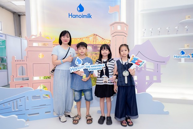 Hanoimilk booth brings the spirit of modern Hanoi. Photo: Hanoimilk