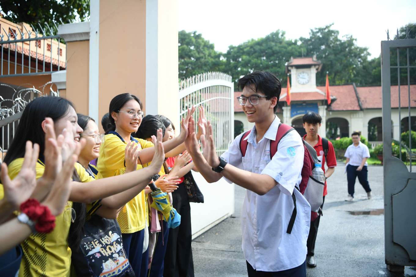 Ho Chi Minh City candidates closed the first exam day with a lighthearted mood.