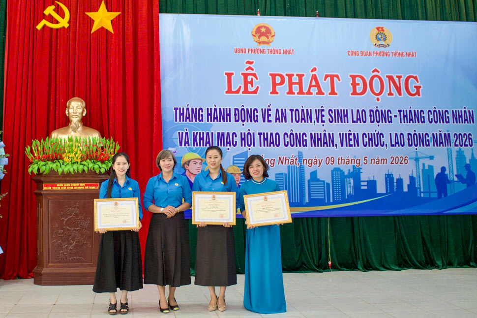 Công đoàn phường Thống Nhất tổ chức Lễ phát động Tháng Công nhân 2026. Ảnh: Mỹ Lệ