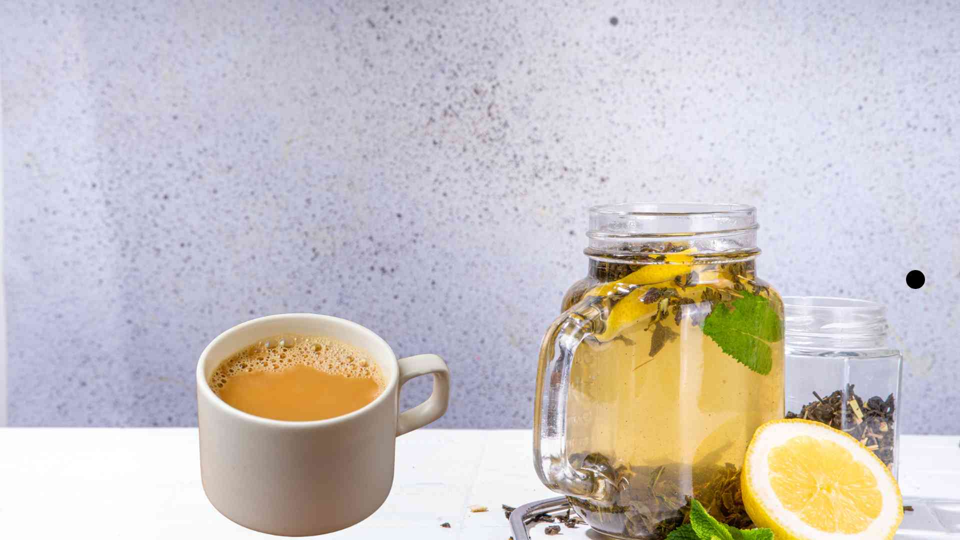 Green tea water overnight can still be used for mouthwash to support effective oral hygiene. Graphic photo: Huong Son