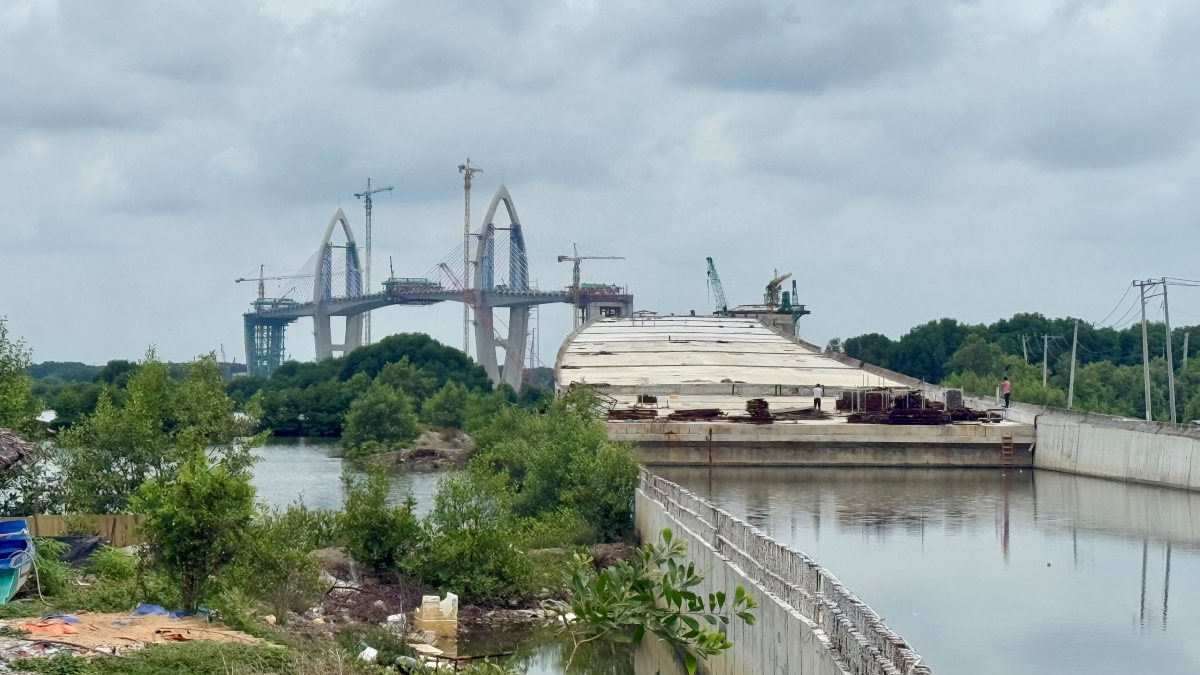 Package No. 39 of Phuoc An bridge is being accelerated for completion by the end of June 2026. Photo: Thanh An