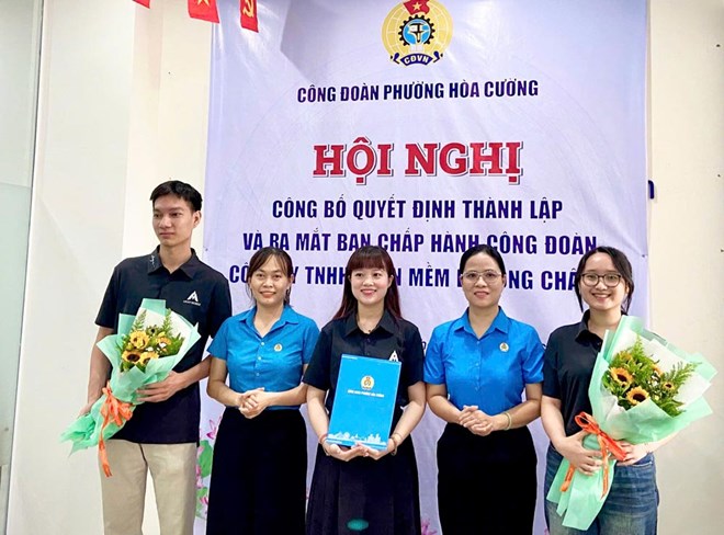 Công đoàn phường Hòa Cường tổ chức Hội nghị công bố Quyết định thành lập và ra mắt Ban Chấp hành Công đoàn cơ sở Công ty TNHH Phần mềm Di động Châu Á. Ảnh: Công đoàn Hòa Cường