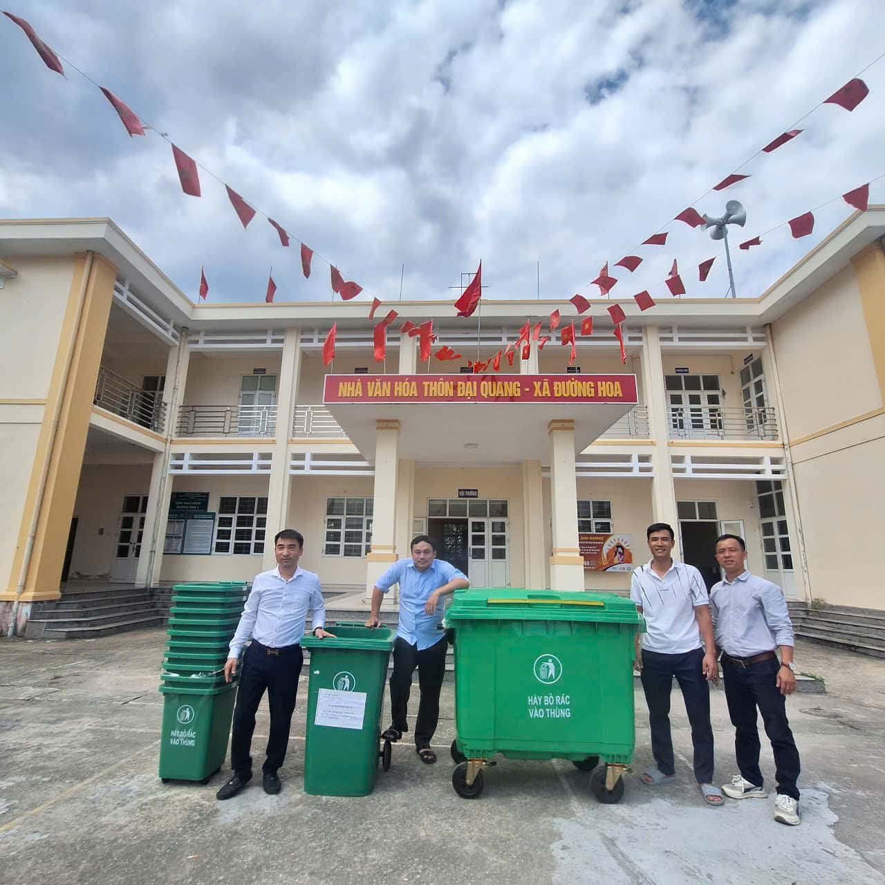Chương trình đã hỗ trợ các hộ ngư dân thực hiện phân loại, thu gom rác thải tại nguồn trên tàu cá. Ảnh: Nghiệp đoàn Nghề cá Việt Nam.