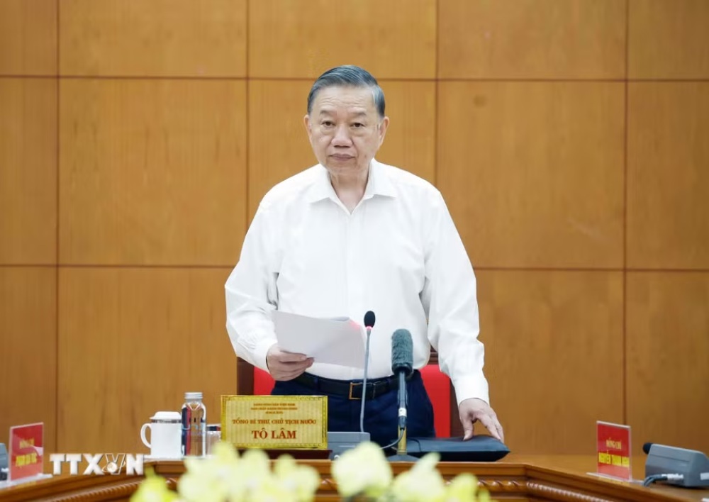 Tổng Bí thư, Chủ tịch nước Tô Lâm phát biểu chỉ đạo tại cuộc làm việc với Đảng ủy Chính phủ về tổng kết Nghị quyết số 24-NQ TW. Ảnh: TTXVN