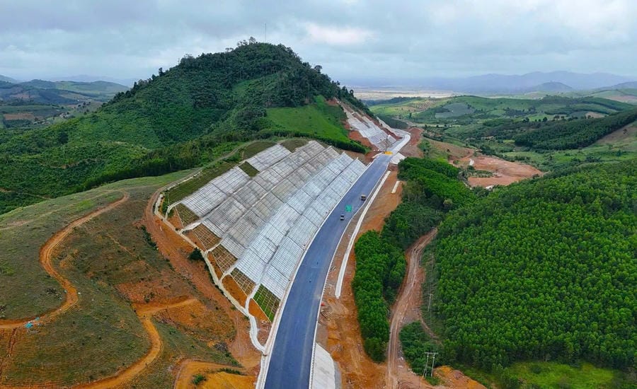 Component project 3, belonging to the Khanh Hoa - Buon Ma Thuot expressway, is expected to be completed in 2026. Photo: Ngoc Hung