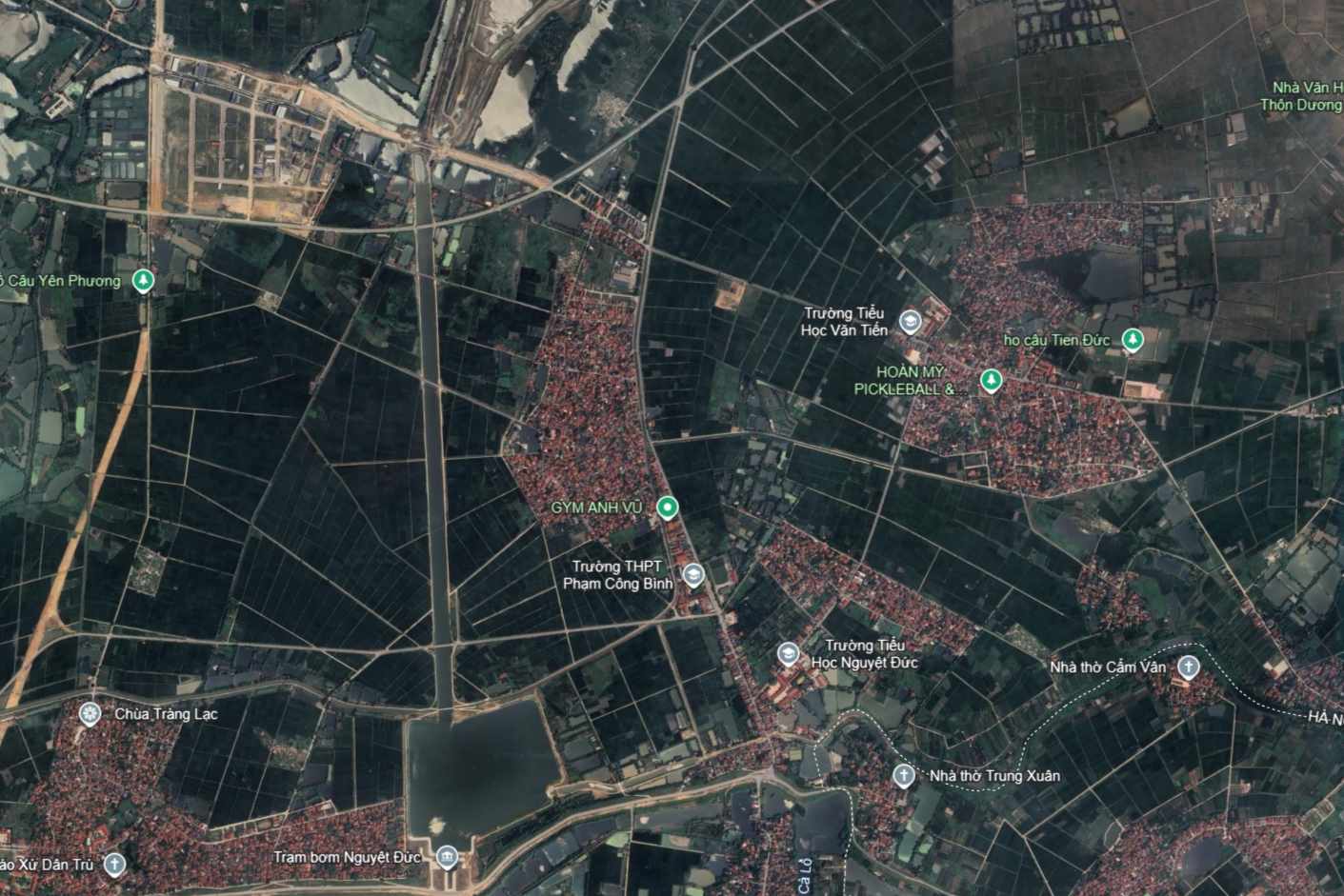 Ring Road 4 area, Central dike in Xuan Lang commune, Nguyet Duc commune. Photo: Google Earth