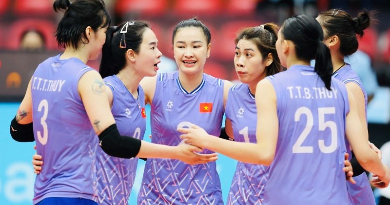 Vietnam women's volleyball team meets Iran at AVC Cup. Photo: VFV