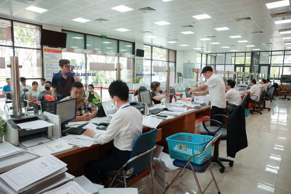 According to the Politburo's decision, the total staff assigned to agencies, units, unions, and localities in 2026 is 1,878,362 staff. Photo: Hai Nguyen