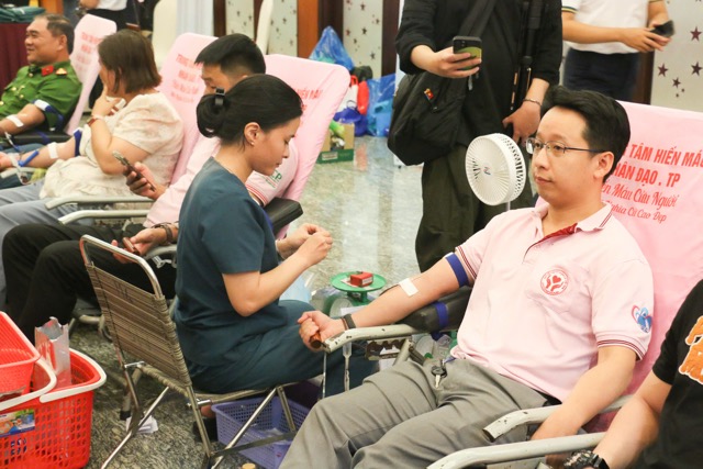 People in Ho Chi Minh City participate in blood donation in 2026. Photo: Nguyen Ly