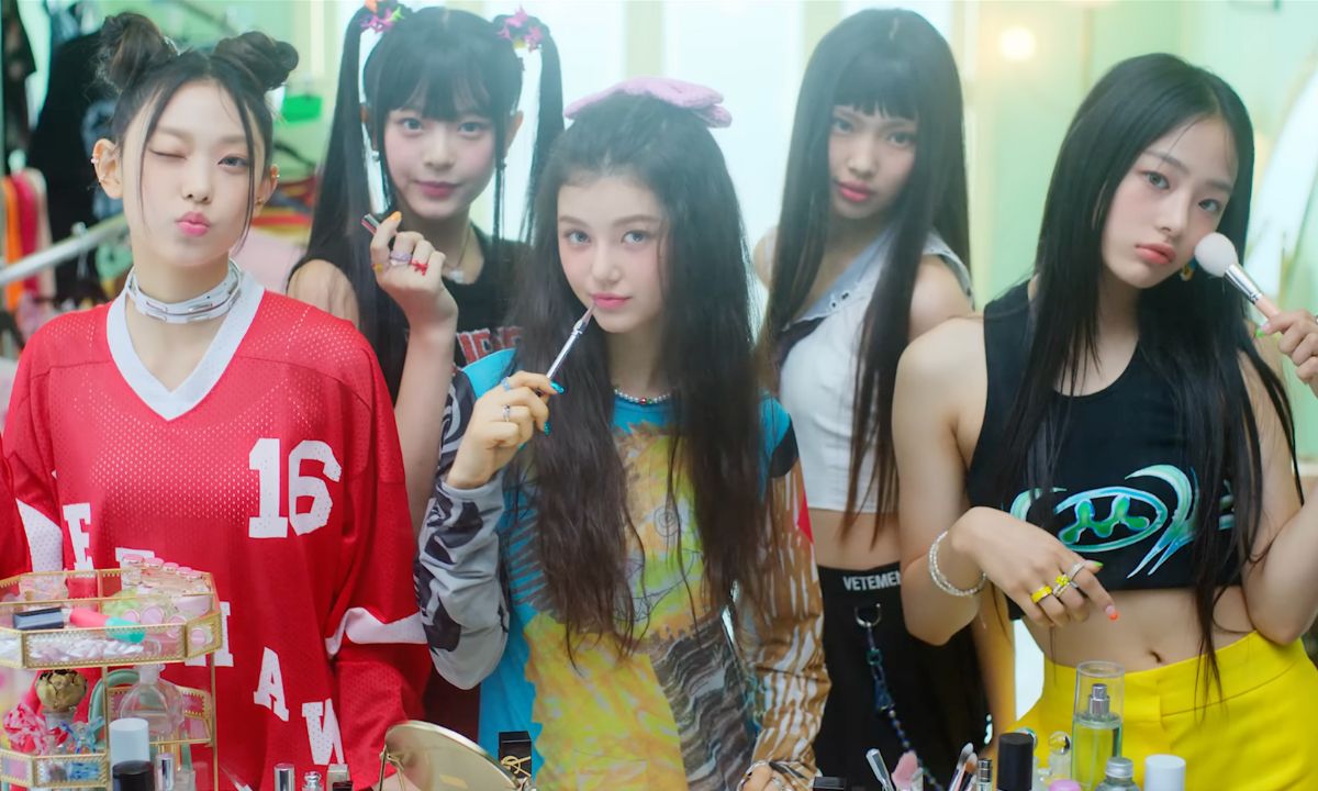 Female group NewJeans. Photo: cut from MV Attention