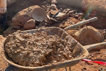 Land and rock plots containing gold are about to be auctioned. Photo: H.Nguyen