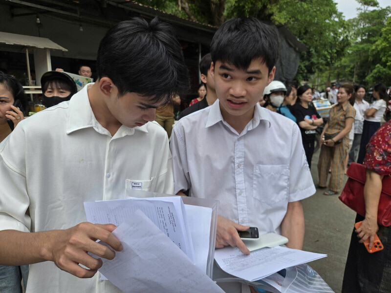 Candidates in the border region of Lang Son participate in the 2026 high school exam. Photo: Khanh Linh