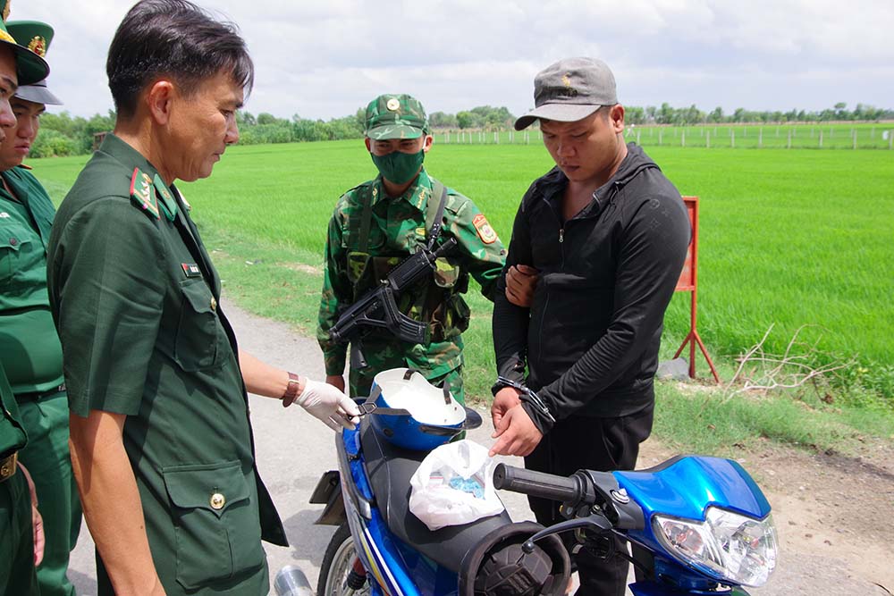 Bộ đội Biên phòng Tây Ninh liên tiếp đấu tranh với tội phạm ma túy tuyến biên giới. Ảnh: Biên phòng Tây Ninh