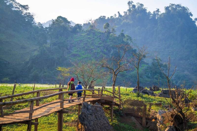 Làng nguyên thủy Tà Phềnh, xã Tân Yên, tỉnh Sơn La được nhiều du khách lựa chọn khám phá. Ảnh: Du lịch Tà Phềnh