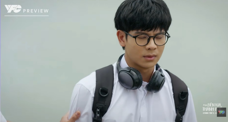 Tuyết Lan hỏi dò về nỗi sợ tàu hỏa của Khuê trong tập 18 