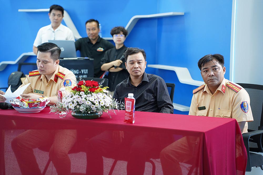 Các đại biểu tham dự chương trình. Ảnh: Thanh Vũ