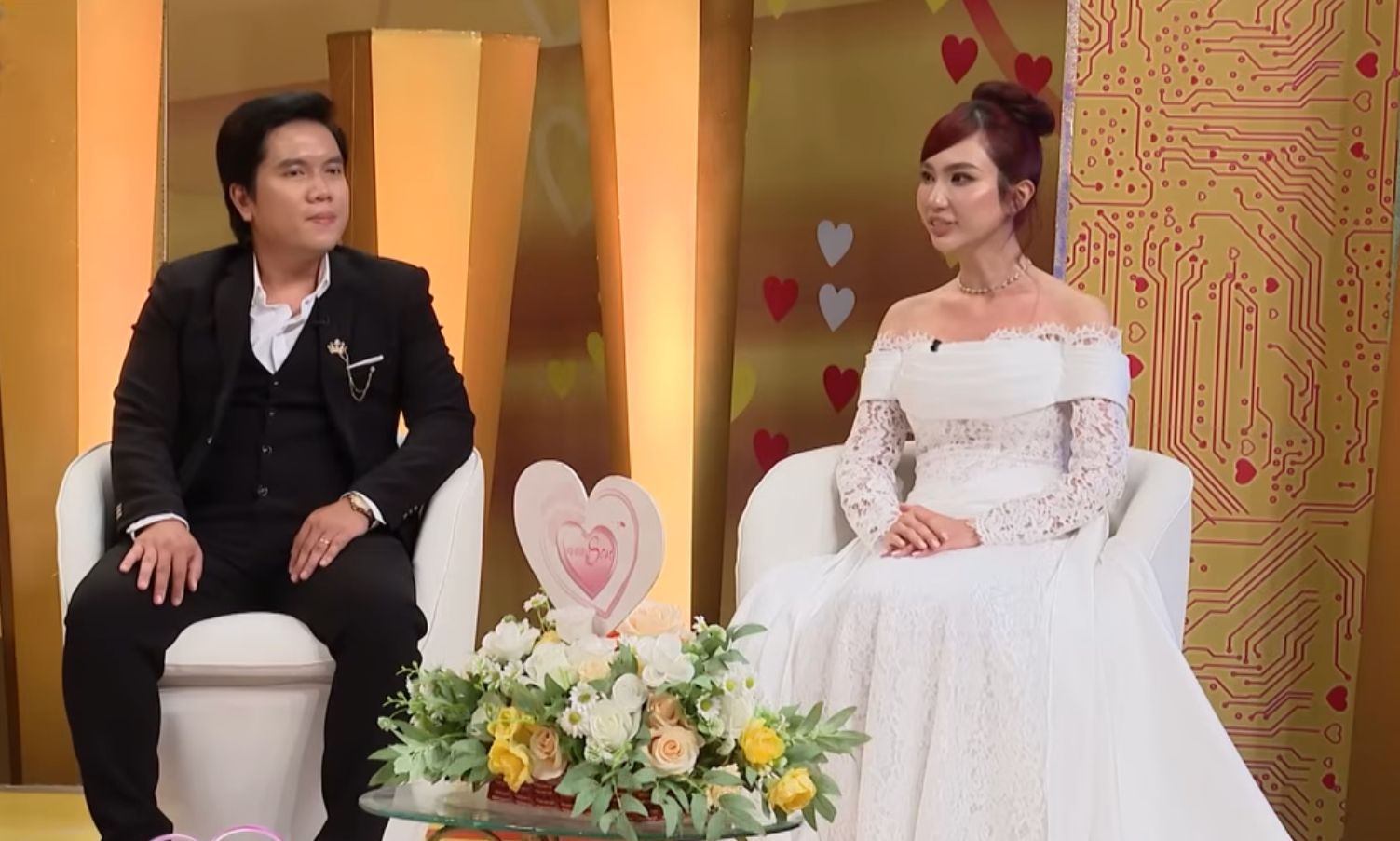 Male director and wife at "Newlyweds". Photo: MCV.