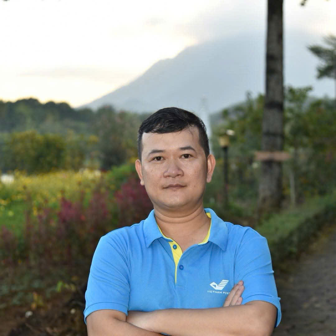 Mr. Mai Trung Kien - Deputy Chief of the Trade Union Office, Vietnam Post Corporation. Photo: Character provided