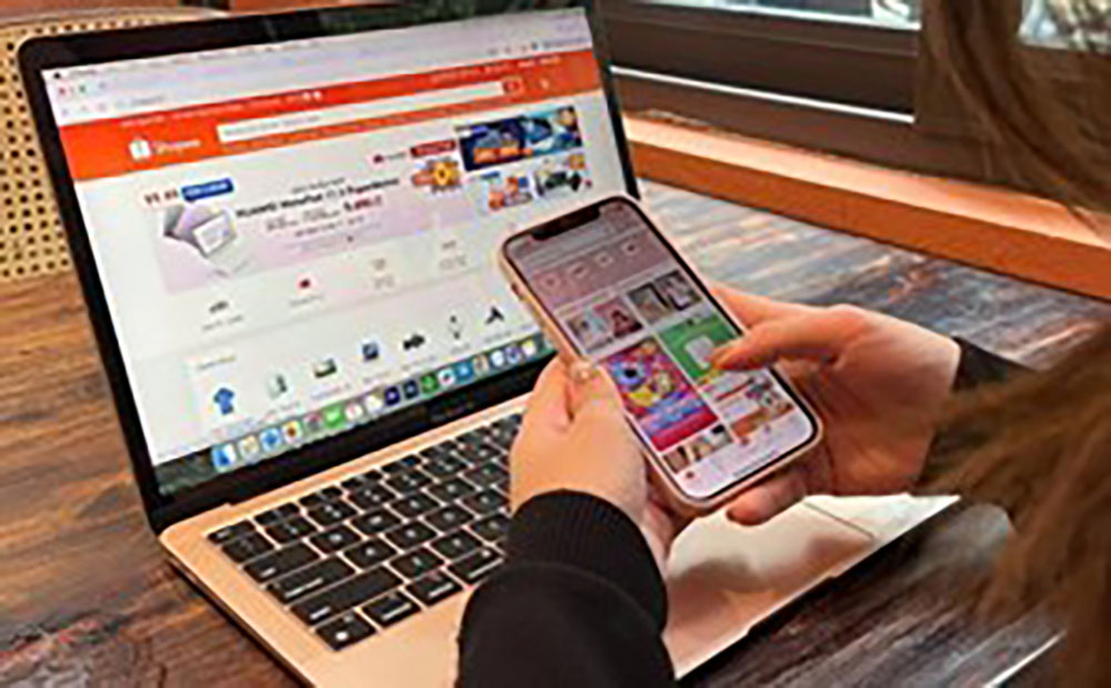 The e-commerce activity management system has the function of analyzing and warning of risks in e-commerce activities. Photo: Anh Huy.