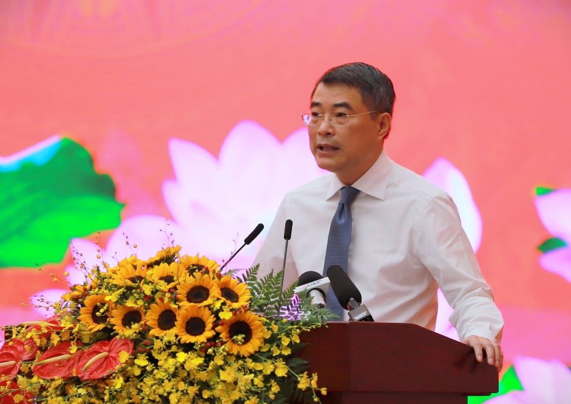 Politburo Member, Prime Minister Le Minh Hung launches a two-digit growth emulation movement for the period 2026 - 2030 in Ho Chi Minh City. Photo: Ha Khanh