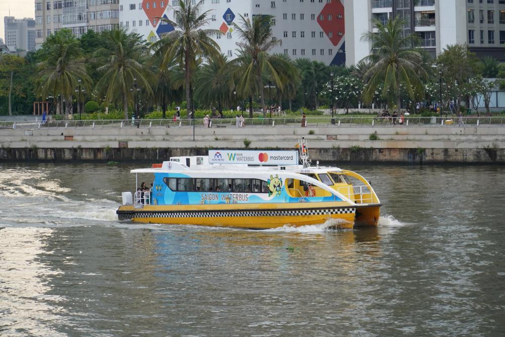 Waterway tourism in Ho Chi Minh City is becoming an attractive choice for tourists. Photo: Thanh Chan