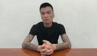 틱톡커 롱 "아홉 손가락"은 체포 후 무슨 말을 했을까. 사진: 탄호아성 공안