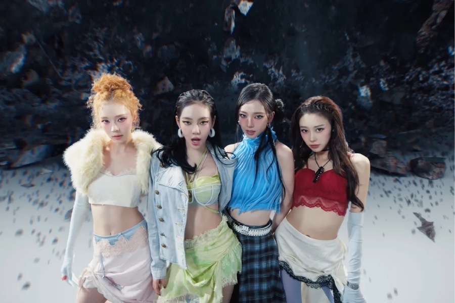 aespa is the leading group of the 4th generation Kpop. Photo: MV "LEMONADE