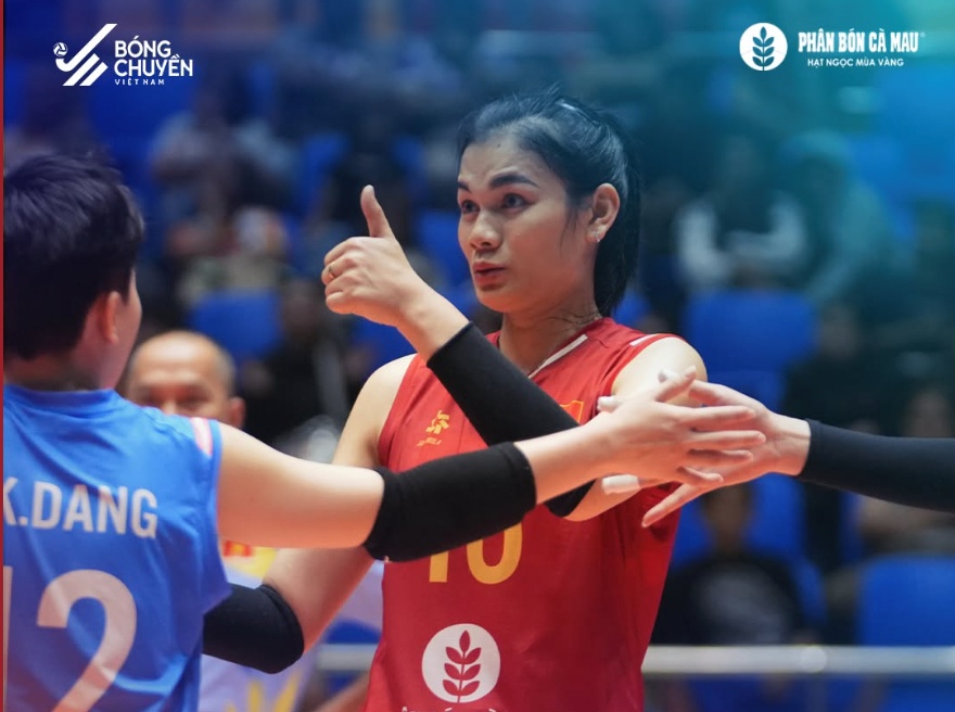Vietnam women's volleyball team competes for 3rd place with Kazakhstan. Photo: BCVN