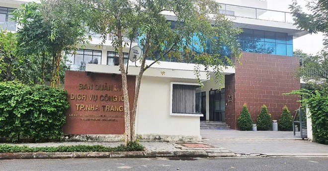 Workers reflect on slow payment of overtime pay after merger. Photo: Phuong Linh
