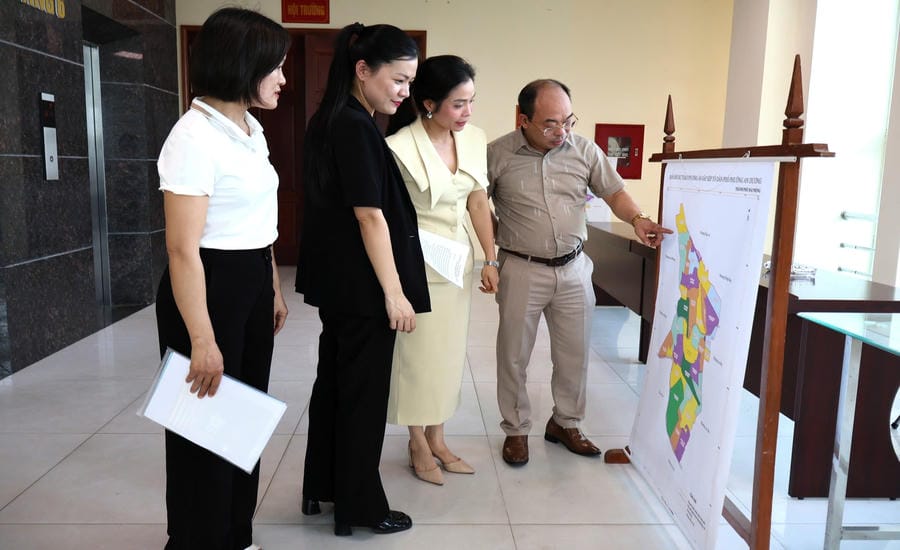 An Duong Ward (Hai Phong City) is urgently implementing a plan to rearrange residential groups in the area. Photo: VGP