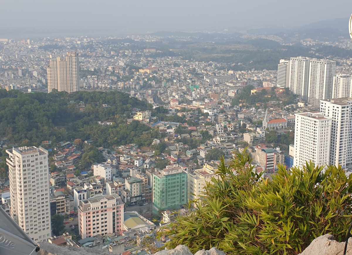 Quang Ninh compte 73 villages, hameaux et quartiers qui restent inchangés et non réorganisés en raison de la taille relativement élevée du nombre de ménages. Photo: Nguyen Hung