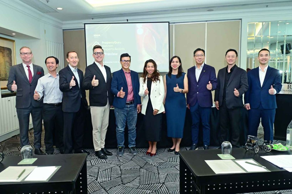 Các lãnh đạo ngành bất động sản tham dự Họp báo khởi động Giải thưởng năm 2026