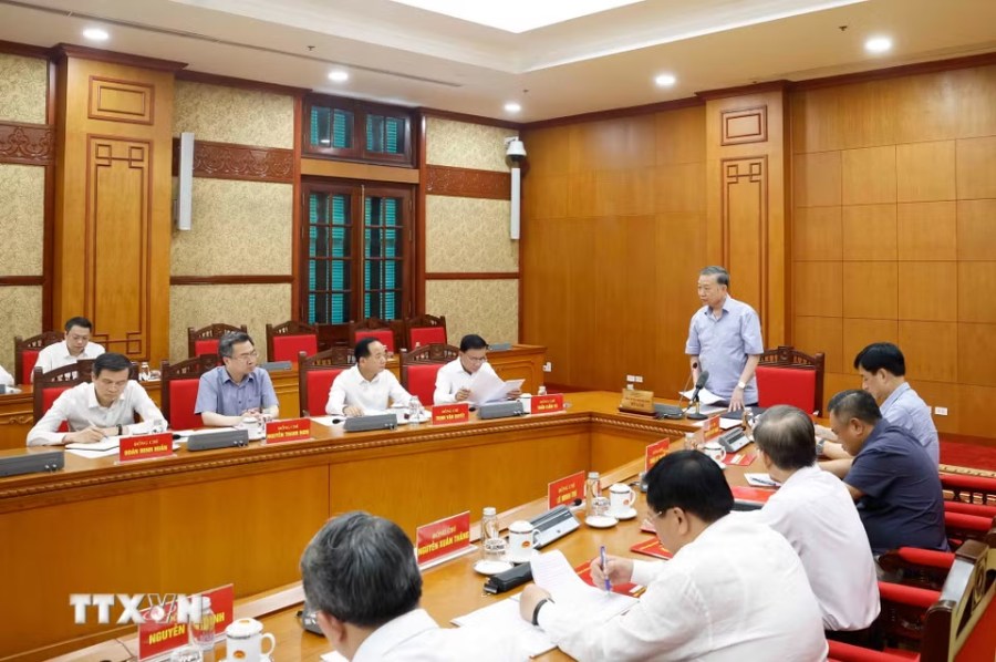 Các đại biểu tham dự cuộc làm việc. Ảnh: TTXVN
